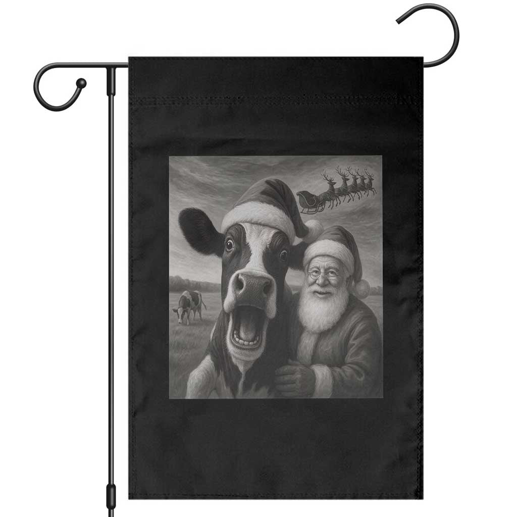 Funny Santa Selfie with Cow Christmas Garden Flag - Wonder Print Shop