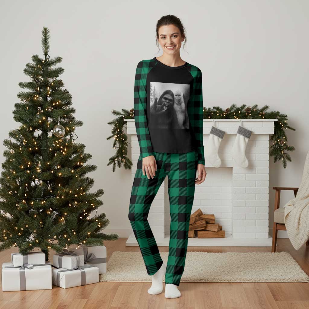 Bigfoot Selfie Christmas Plaid Pajama Set Sasquatch Yeti Rock On Hand - Wonder Print Shop