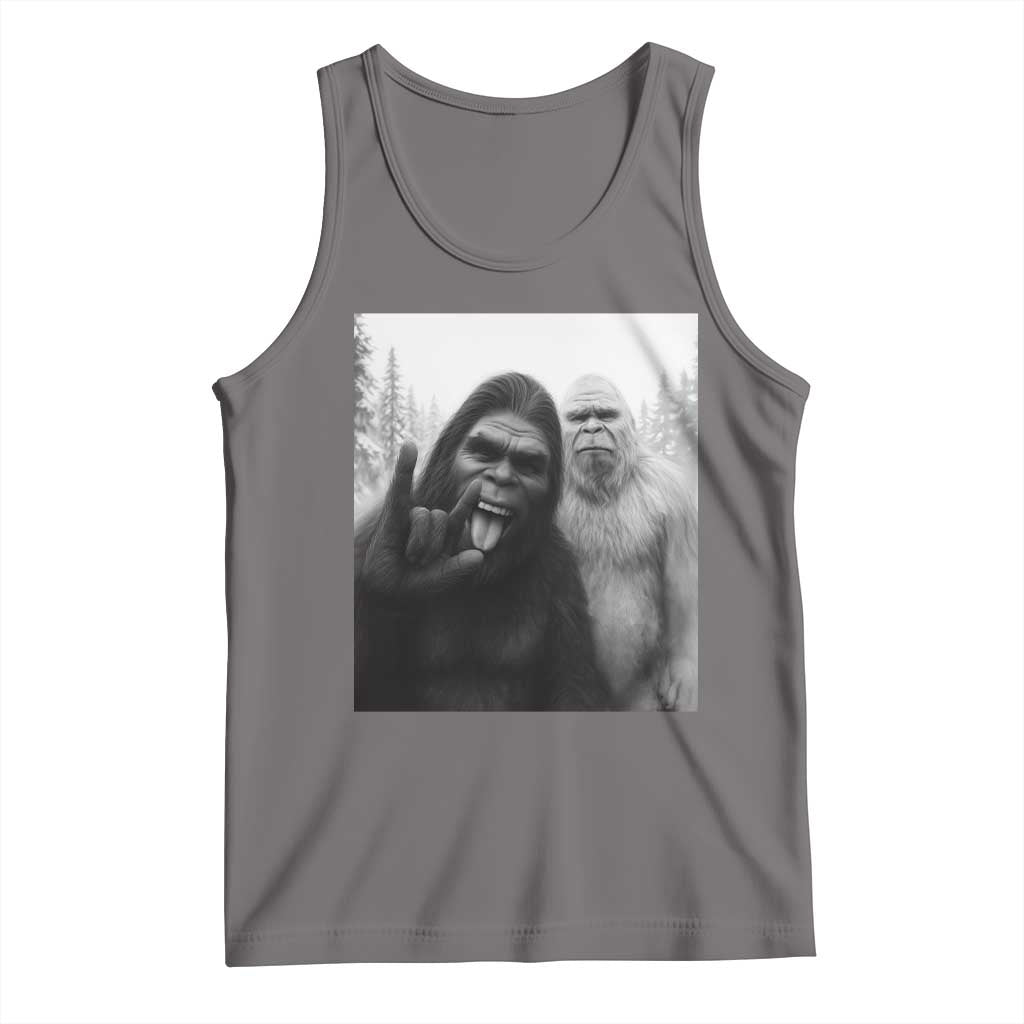 Bigfoot Selfie Christmas Tank Top Sasquatch Yeti Rock On Hand - Wonder Print Shop