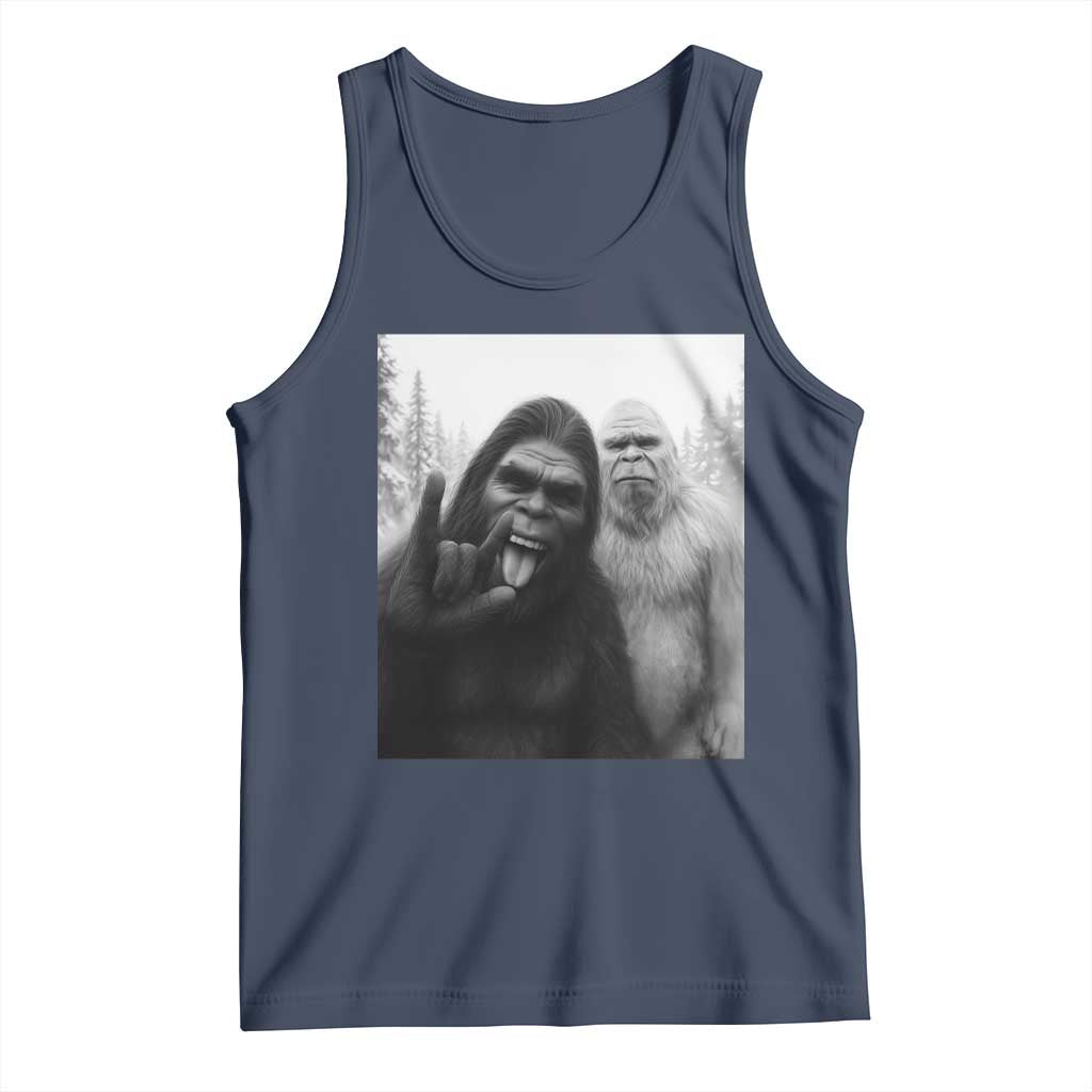 Bigfoot Selfie Christmas Tank Top Sasquatch Yeti Rock On Hand - Wonder Print Shop