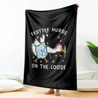 Funny ER Nurse Goose Christmas Throw Blanket Festive Nurses On The Loose - Wonder Print Shop