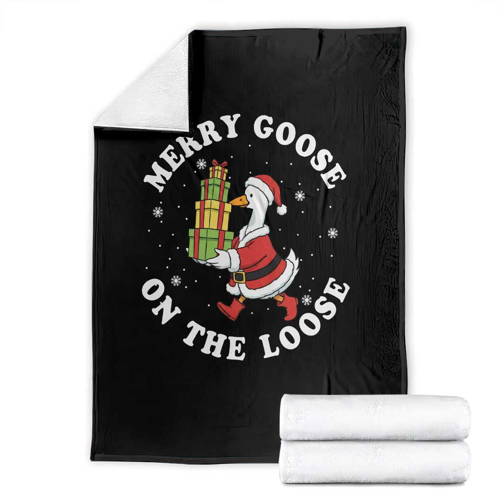 Festive Goose on The Loose Throw Blanket Funny Goose Christmas Meme - Wonder Print Shop