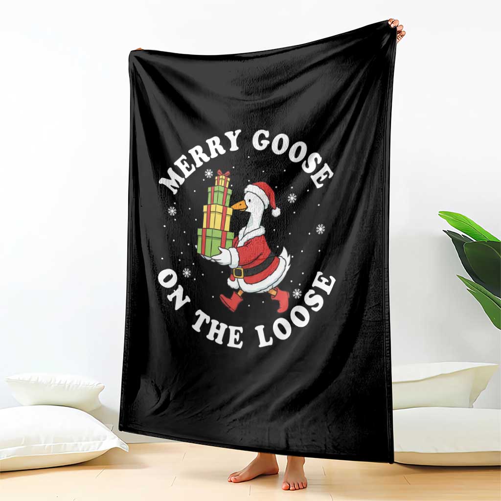 Festive Goose on The Loose Throw Blanket Funny Goose Christmas Meme - Wonder Print Shop