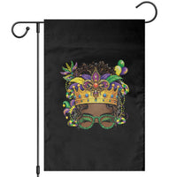 Mardi Gras Queen Garden Flag Messy Pun Carnival Party