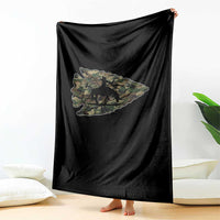 Arrowhead Hunter Native American Camouflage USA Flag Throw Blanket