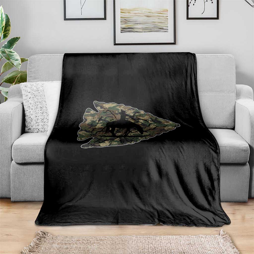 Arrowhead Hunter Native American Camouflage USA Flag Throw Blanket