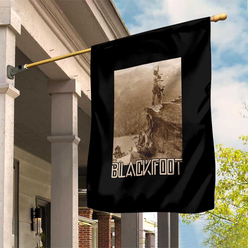 Blackfoot Native American Indians At Glacier National Park Garden Flag