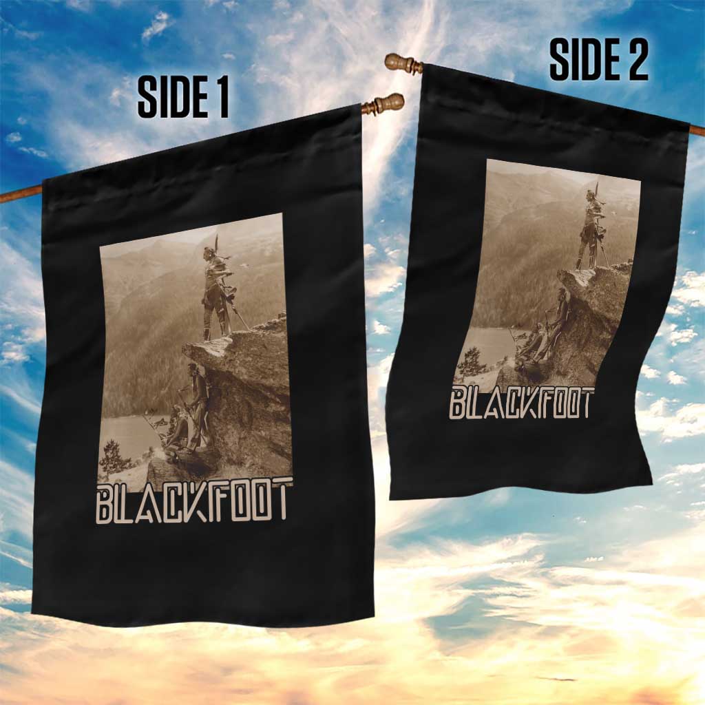 Blackfoot Native American Indians At Glacier National Park Garden Flag