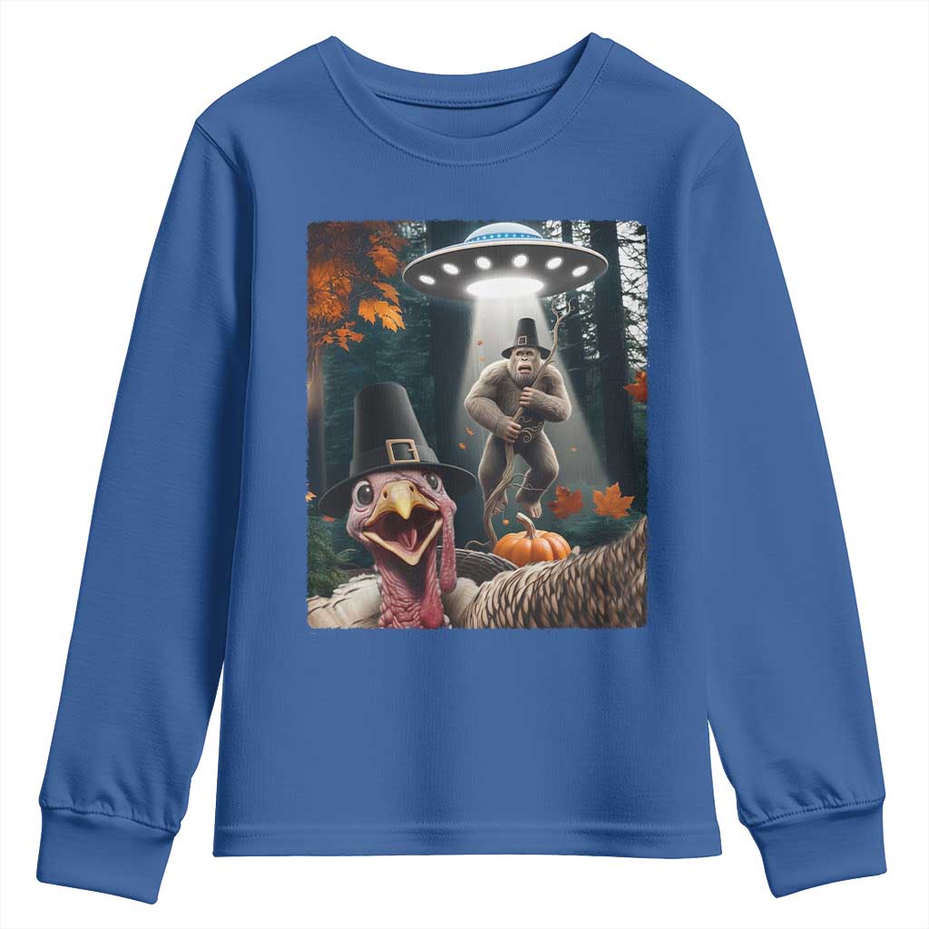 Thanksgiving Funny Bigfoot Turkey Selfie Youth Sweatshirt - Wonder Print Shop