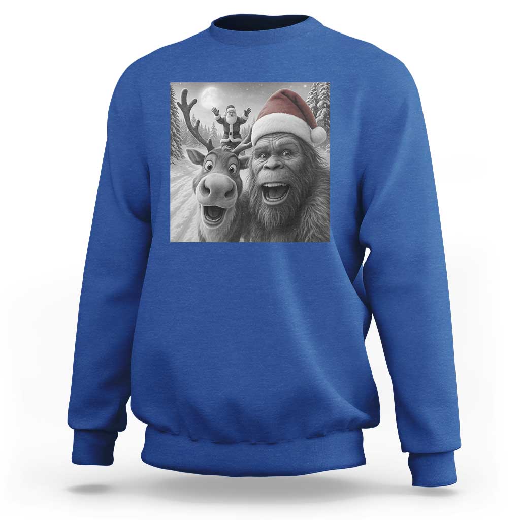 Funny Bigfoot Selfie Christmas Sweatshirt Santa Reindeer Sasquatch Xmas - Wonder Print Shop