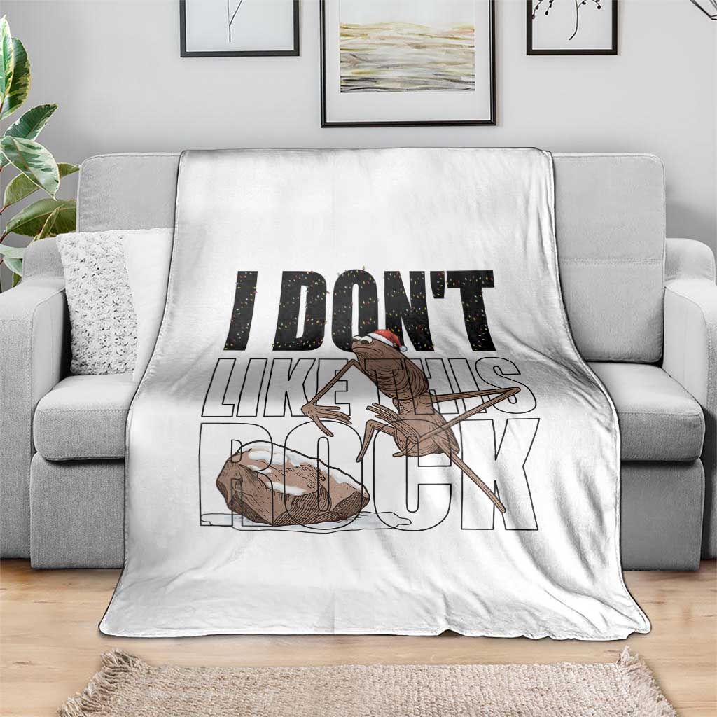 Marcus The Worm Christmas Meme Throw Blanket I Do Not Like This Rock Xmas - Wonder Print Shop