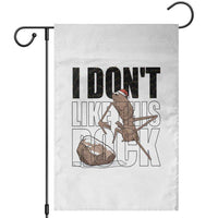 Marcus The Worm Christmas Meme Garden Flag I Do Not Like This Rock Xmas - Wonder Print Shop