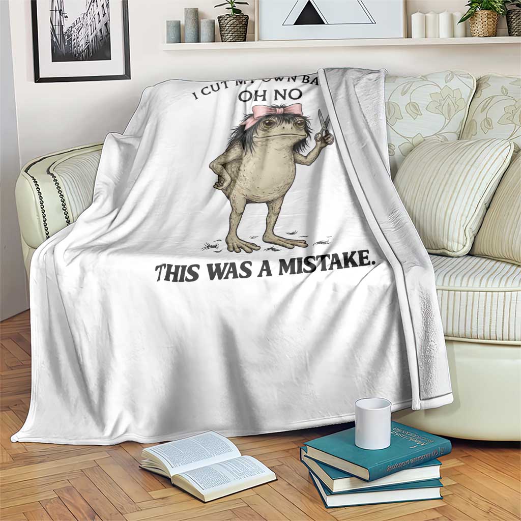 I Cut My Own Bangs Throw Blanket Funny Frog Meme