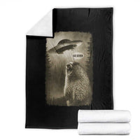 Funny Six Seven Throw Blanket Screaming Groundhog UFO Meme