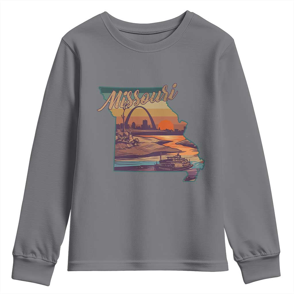 Retro Gateway Arch St Louis Missouri Map Outline Youth Sweatshirt