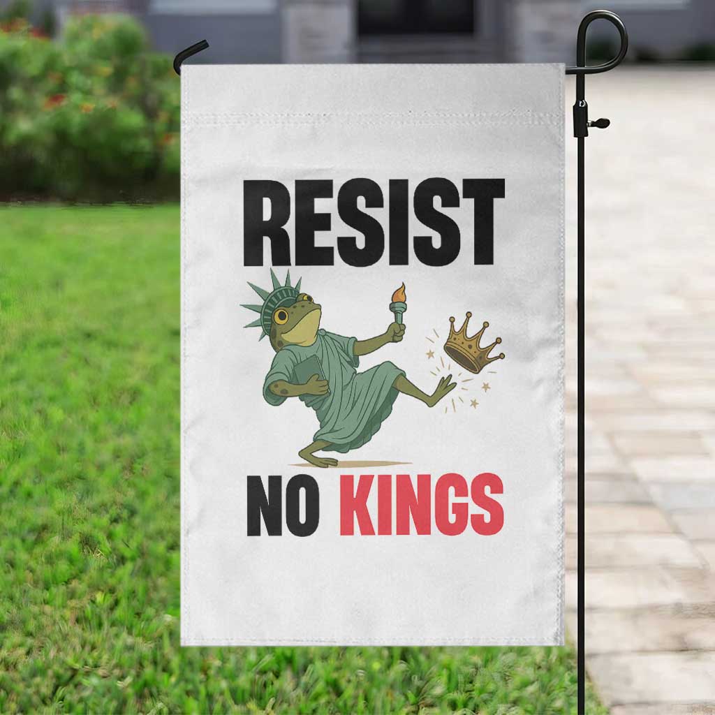 Resist Frog Garden Flag No Kings In America Political 2025 - Wonder Print Shop