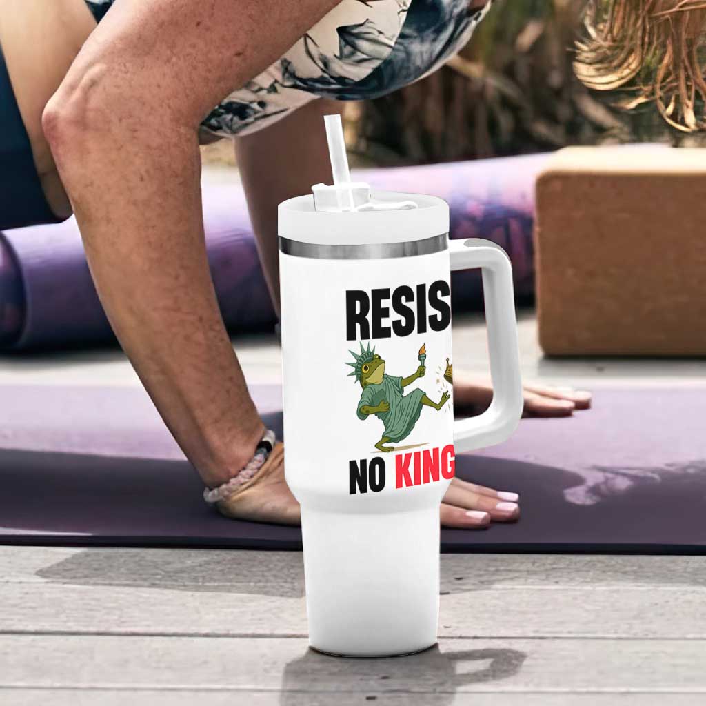 Resist Frog Tumbler With Handle No Kings In America Political 2025 - Wonder Print Shop