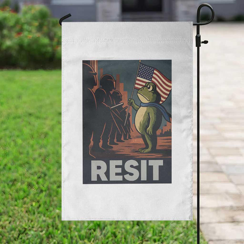 Resist Frog Garden Flag Portland Frog Activist America Political 2025 - Wonder Print Shop