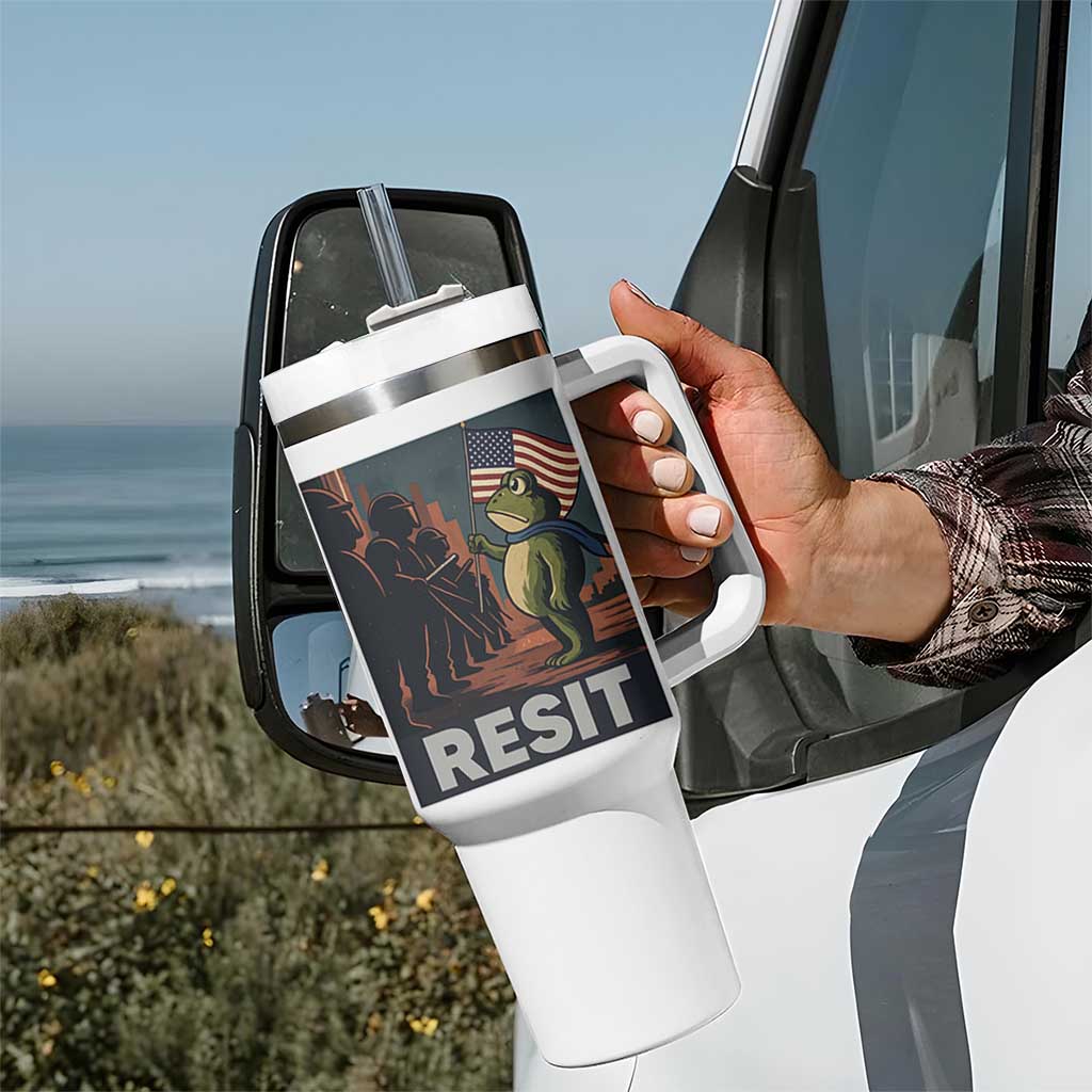 Resist Frog Tumbler With Handle Portland Frog Activist America Political 2025 - Wonder Print Shop