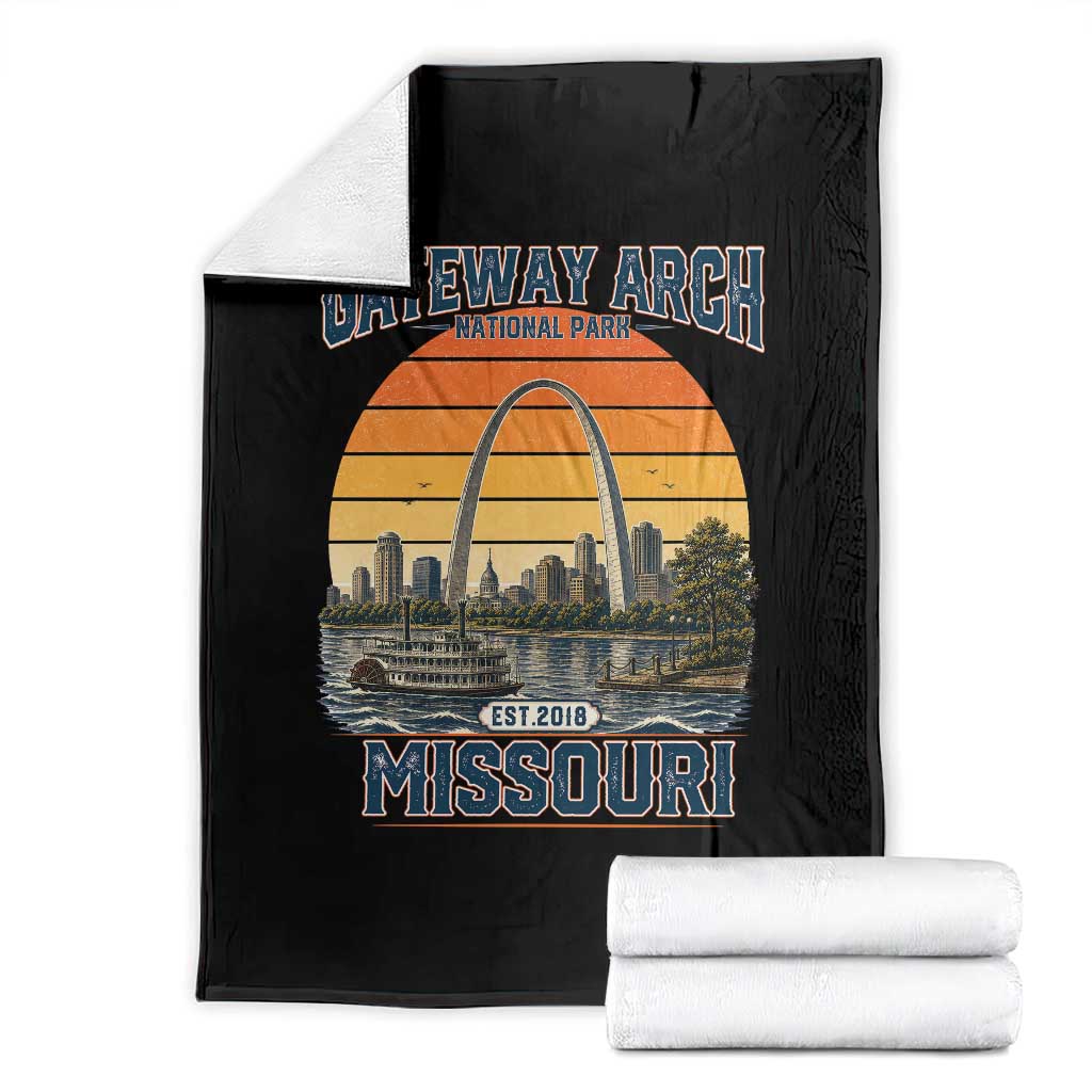 Gateway Arch National Park Throw Blanket Retro St Louis Missouri Travel Souvenir Nature Gift