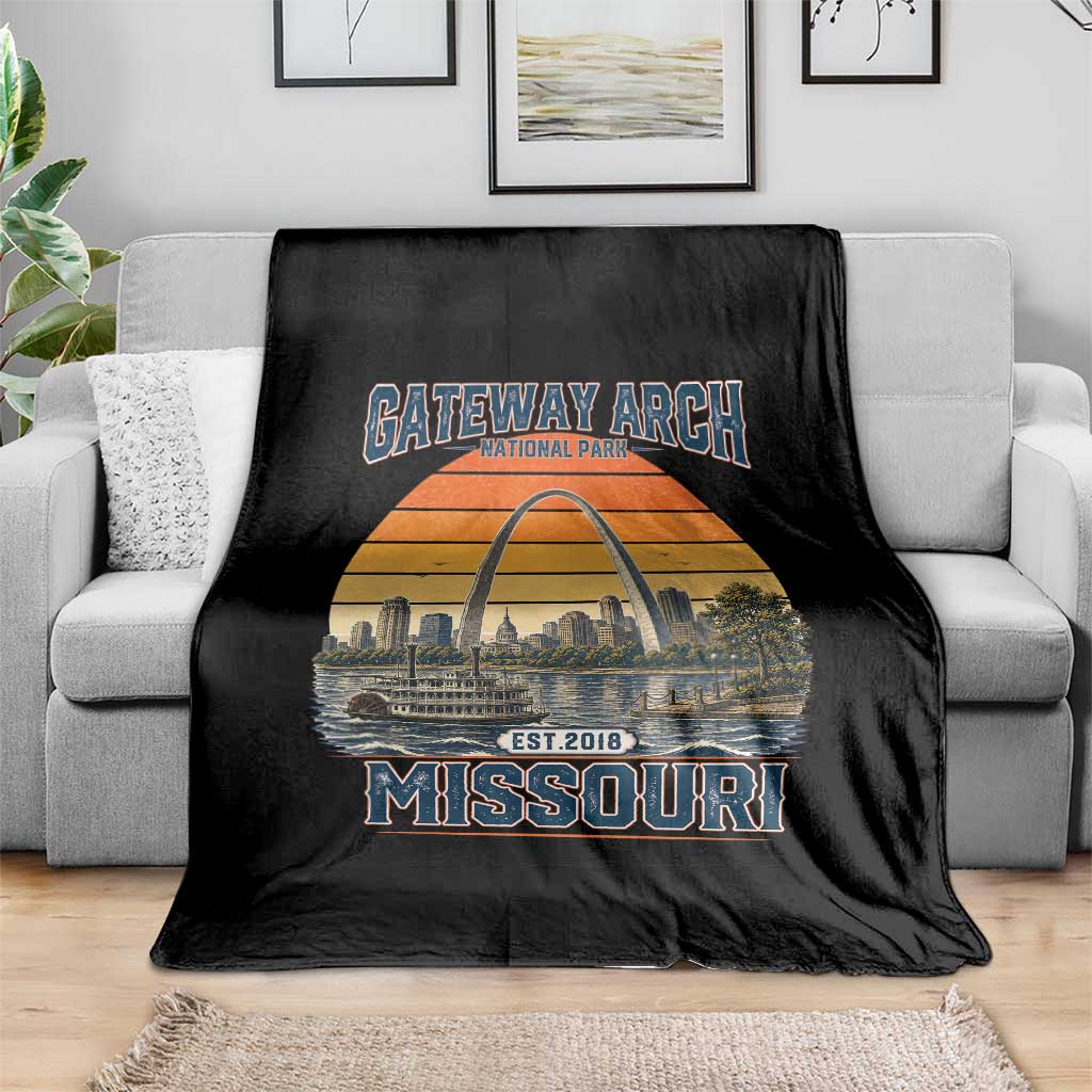 Gateway Arch National Park Throw Blanket Retro St Louis Missouri Travel Souvenir Nature Gift