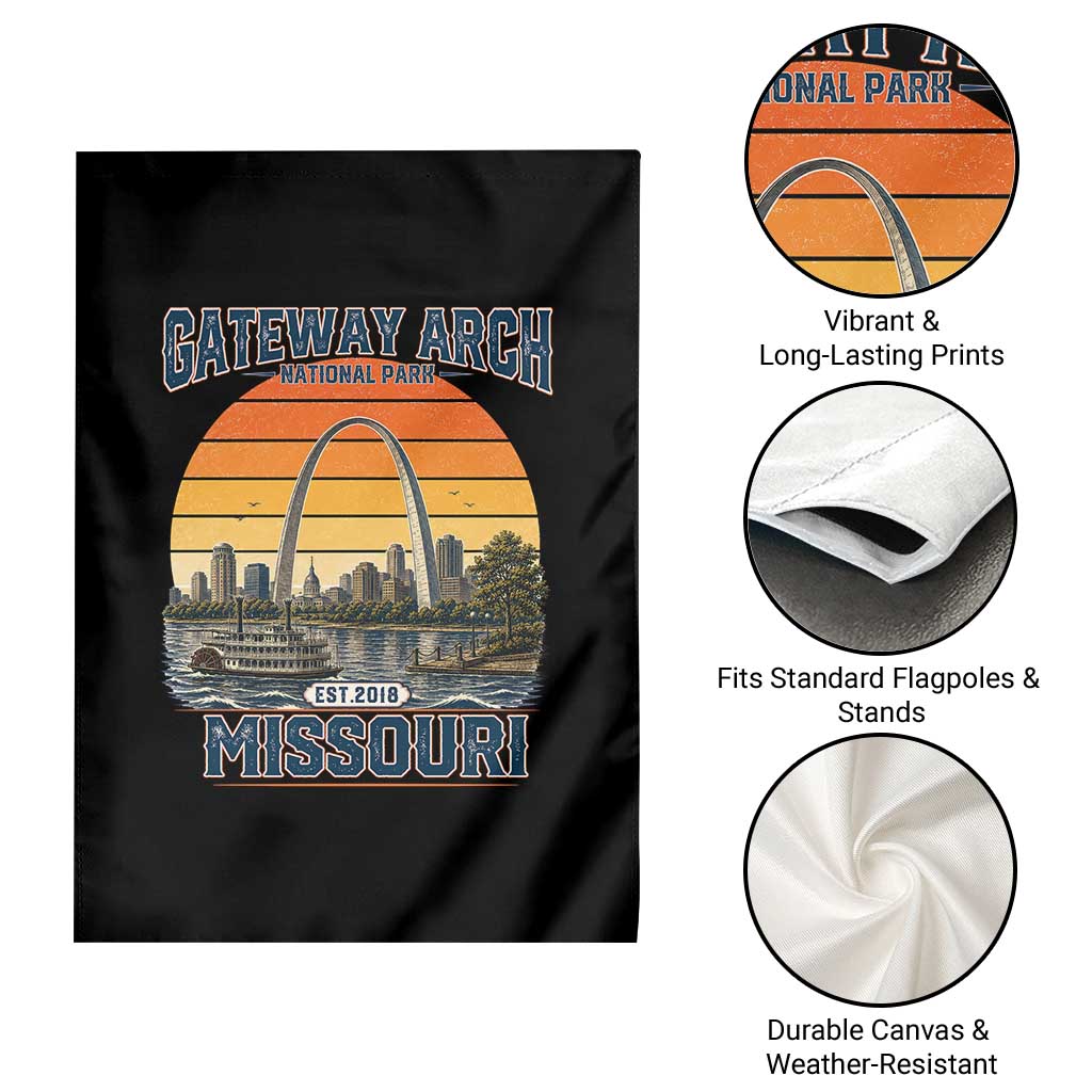 Gateway Arch National Park Garden Flag Retro St Louis Missouri Travel Souvenir Nature Gift