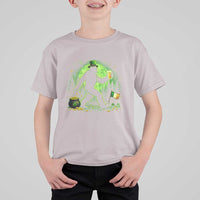Funny Bigfoot St Patricks Day T Shirt For Kid Sasquatch Drinking Green Beer Lover