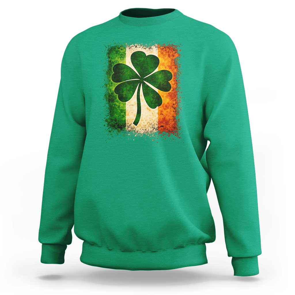 Retro Ireland Shamrock Irish Flag St Patricks Day Sweatshirt