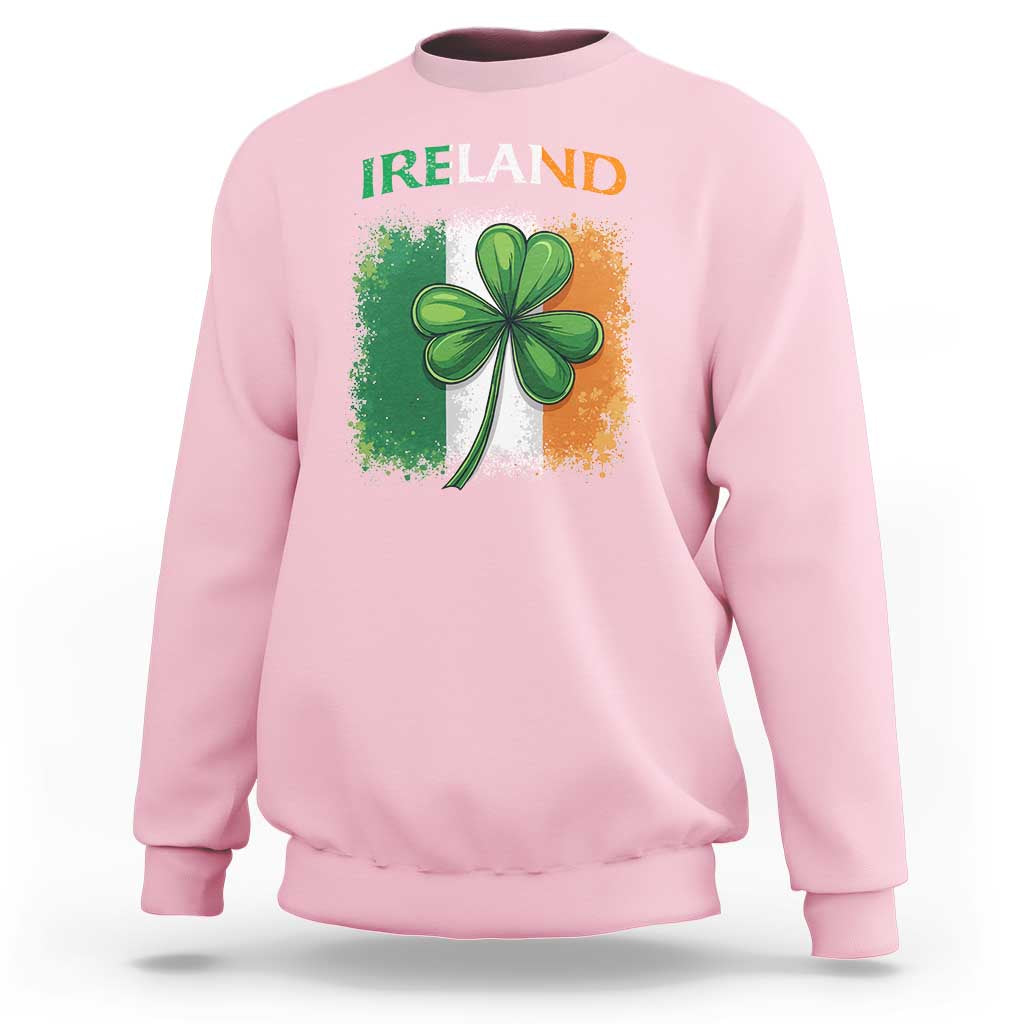 Vintage Ireland Shamrock Irish Flag St Patricks Day Sweatshirt
