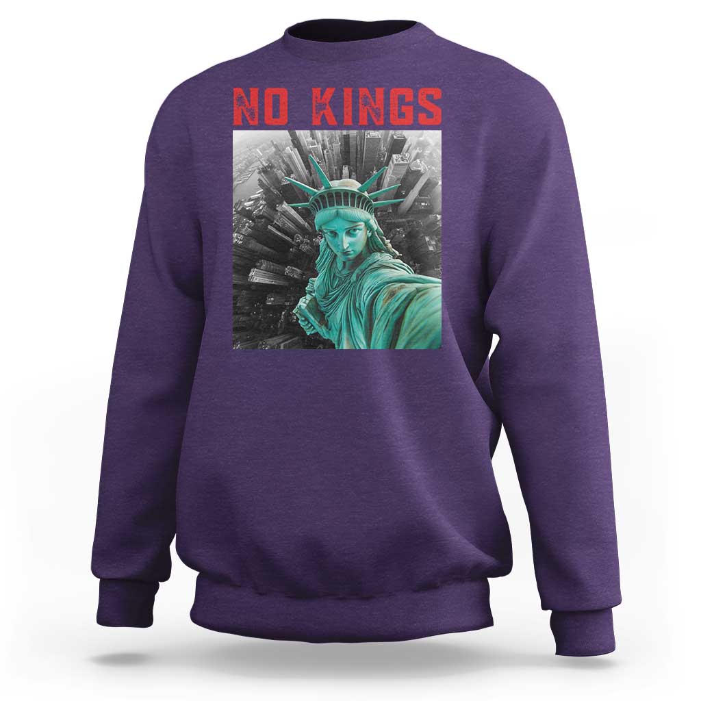 No Kings Sweatshirt Statue of Liberty Selfie Freedom - Wonder Print Shop