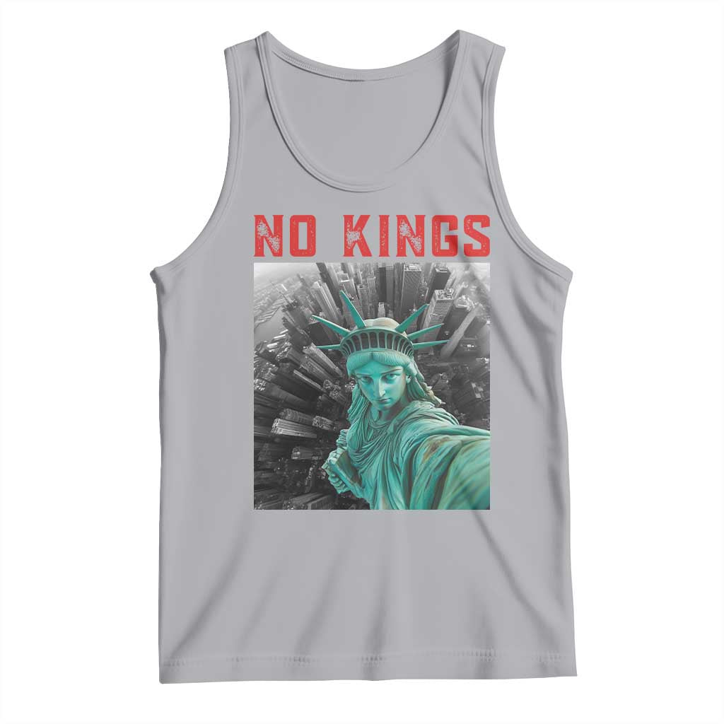 No Kings Tank Top Statue of Liberty Selfie Freedom - Wonder Print Shop