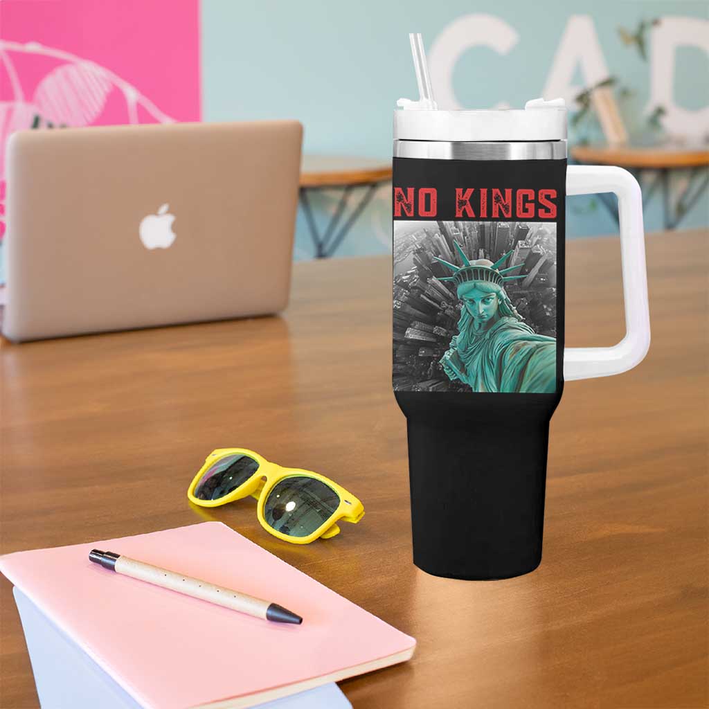 No Kings Tumbler With Handle Statue of Liberty Selfie Freedom - Wonder Print Shop