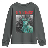 No Kings Youth Sweatshirt Statue of Liberty Selfie Freedom - Wonder Print Shop