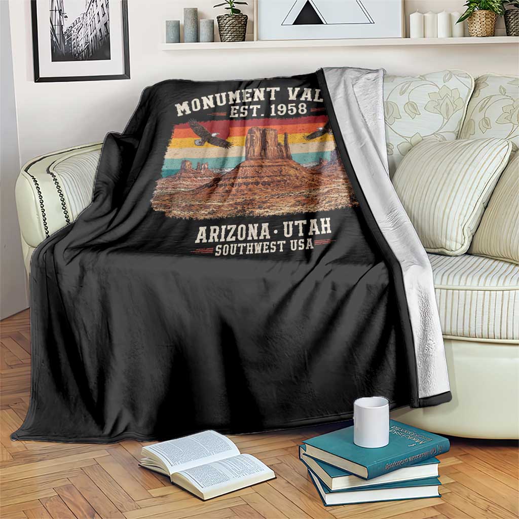 Retro Monument Valley Arizona Utah Sunset Established 1958 Throw Blanket Southwest Desert Eagle Road Trip Nature Souvenir