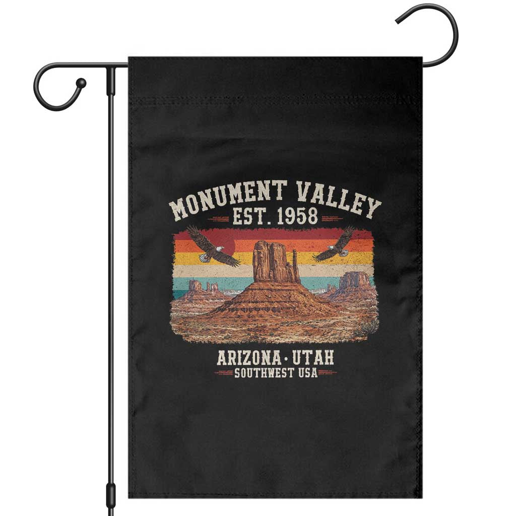 Retro Monument Valley Arizona Utah Sunset Established 1958 Garden Flag Southwest Desert Eagle Road Trip Nature Souvenir