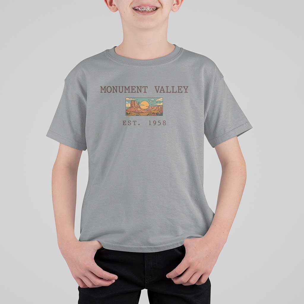 Retro Monument Valley Arizona Sunset Established 1958 T Shirt For Kid Southwest Desert Road Trip Eagle Nature Souvenir