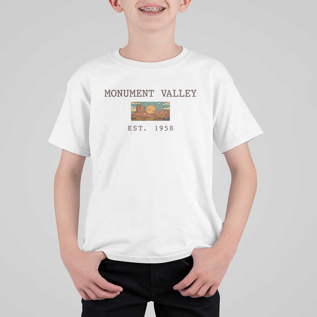 Retro Monument Valley Arizona Sunset Established 1958 T Shirt For Kid Southwest Desert Road Trip Eagle Nature Souvenir