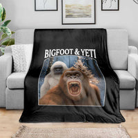 Funny Bigfoot Selfie Throw Blanket Sasquatch Yeti Christmas - Wonder Print Shop