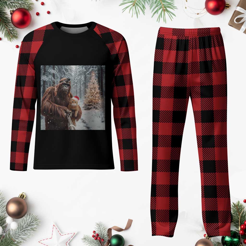 Funny Bigfoot With Cat Selfie Christmas Plaid Pajama Set - Wonder Print Shop