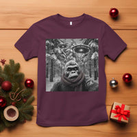 Funny Bigfoot Selfie T Shirt Sasquatch Alien UFO Christmas - Wonder Print Shop