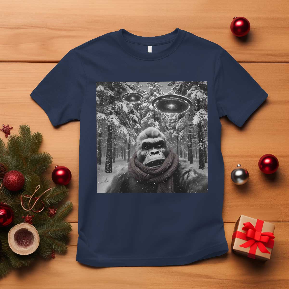 Funny Bigfoot Selfie T Shirt Sasquatch Alien UFO Christmas - Wonder Print Shop