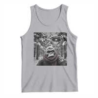Funny Bigfoot Selfie Tank Top Sasquatch Alien UFO Christmas - Wonder Print Shop