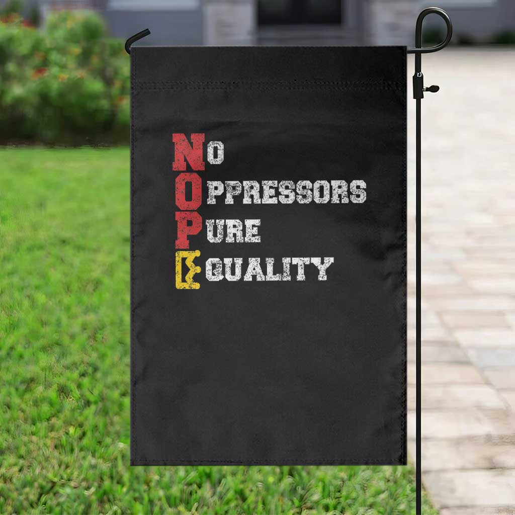No Kings Garden Flag No Oppressors Pure Equality - Wonder Print Shop