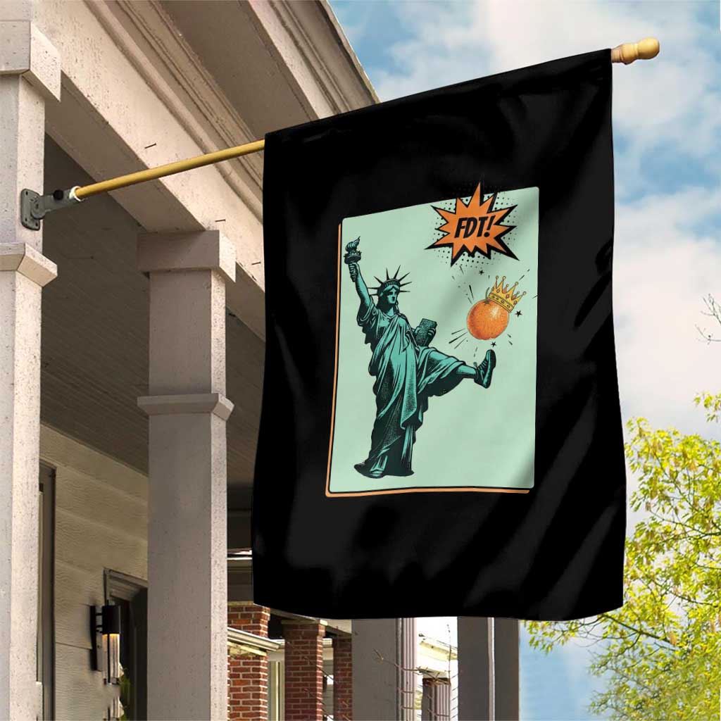 No Kings Garden Flag Statue of Liberty Political Protest - Wonder Print Shop