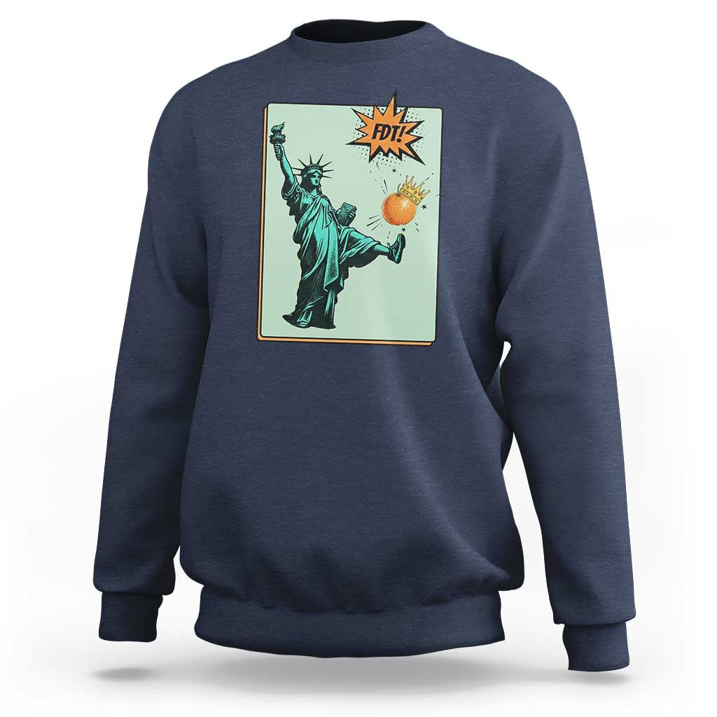 No Kings Sweatshirt Statue of Liberty Political Protest - Wonder Print Shop