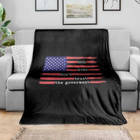 Cool Moms Don't Trust the Government Throw Blanket Patrioctic Mama Anti Government