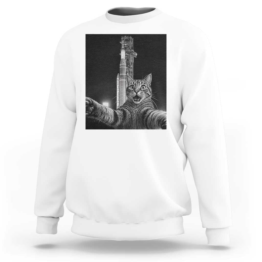 Funny Cat Selfie Lunar Mission 2026 Sweatshirt