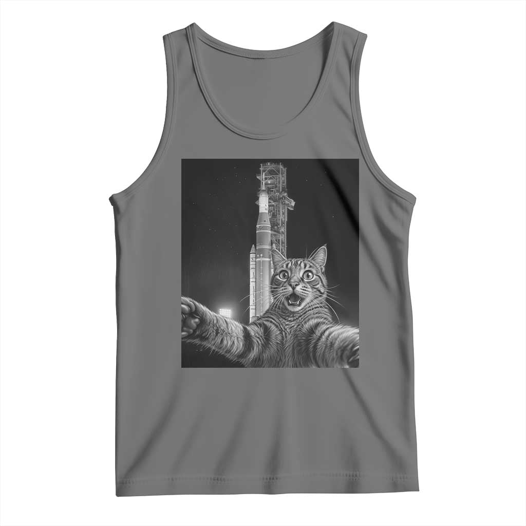 Funny Cat Selfie Lunar Mission 2026 Tank Top