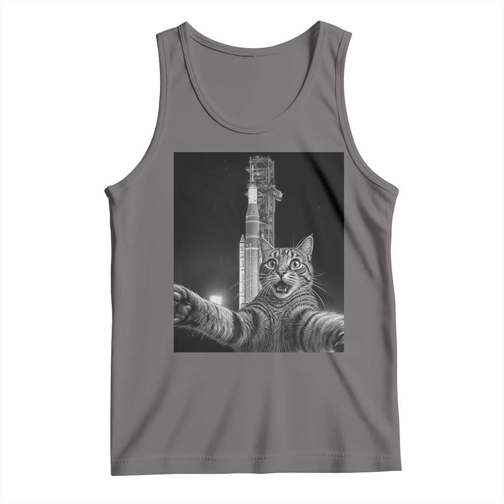 Funny Cat Selfie Lunar Mission 2026 Tank Top
