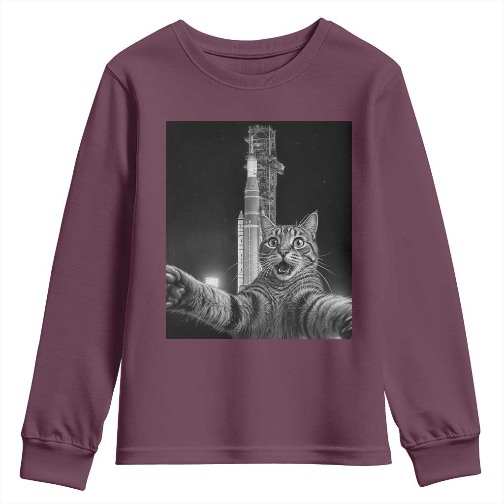 Funny Cat Selfie Lunar Mission 2026 Youth Sweatshirt